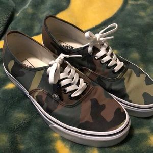 Vans authentic camo